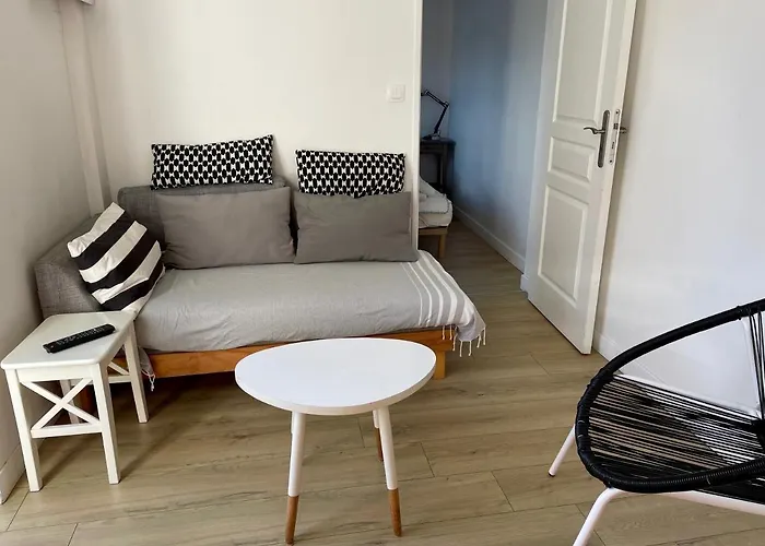 Petite Maisonnette 9mn A Pied Gare, 5 Mn !