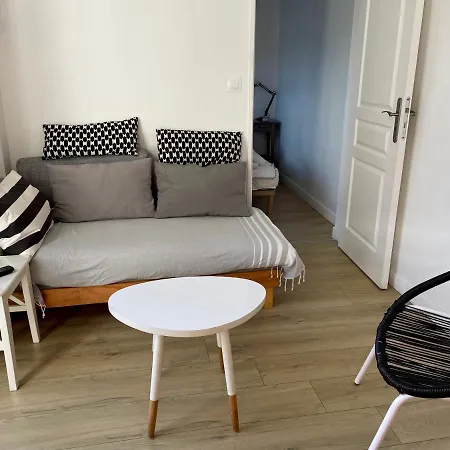 Petite Maisonnette 9mn A Pied Gare, 5 Mn !